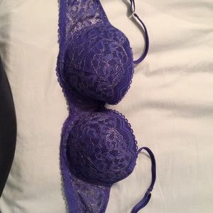 Gillian and O’Malley push up bra